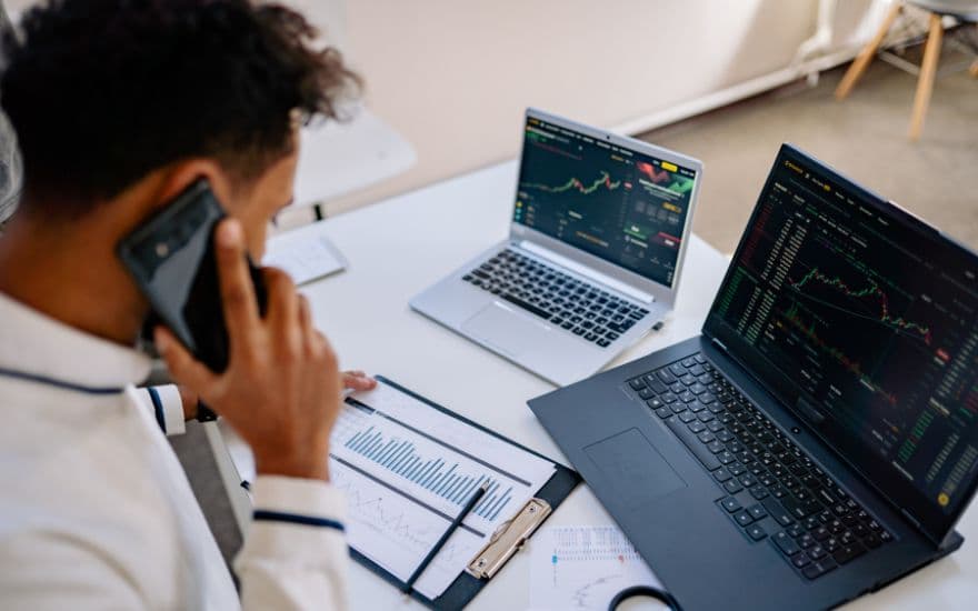 CRM Login Features That Improve Workflow